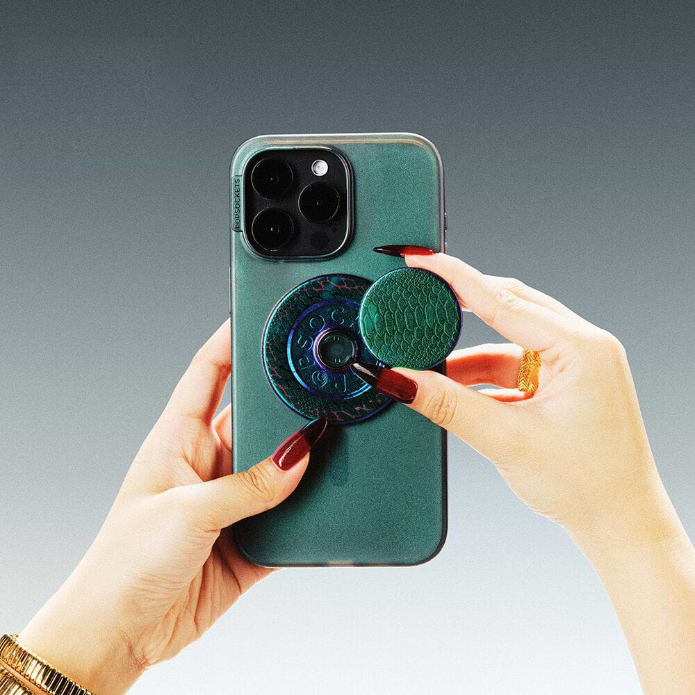 Nightshade — iPhone 15 Pro MagSafe Case - US 88938