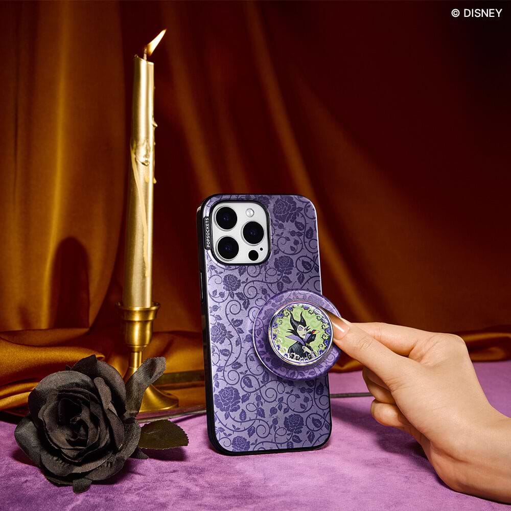 Dark Thorns — iPhone 15 Pro MagSafe Case - US 12232