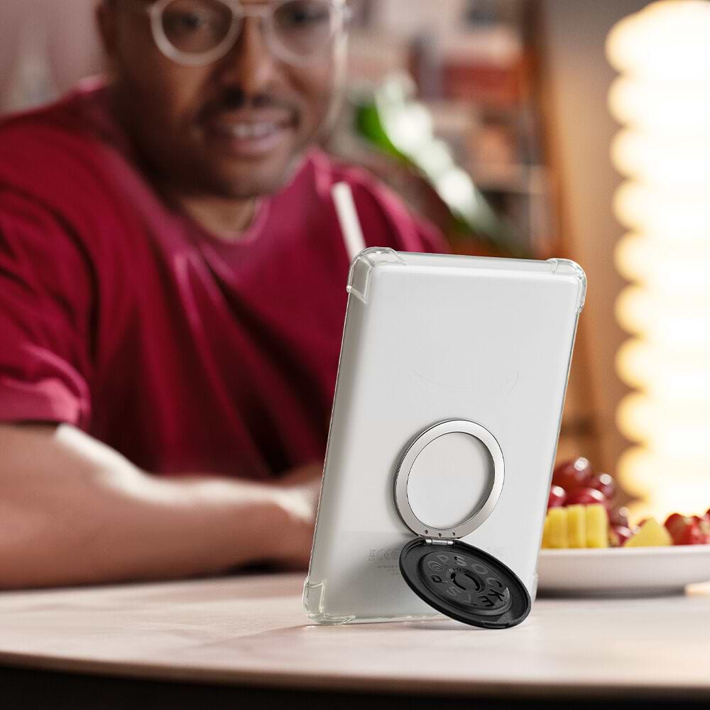 Black — MagSafe Kick-Out Grip & Stand - US 13685