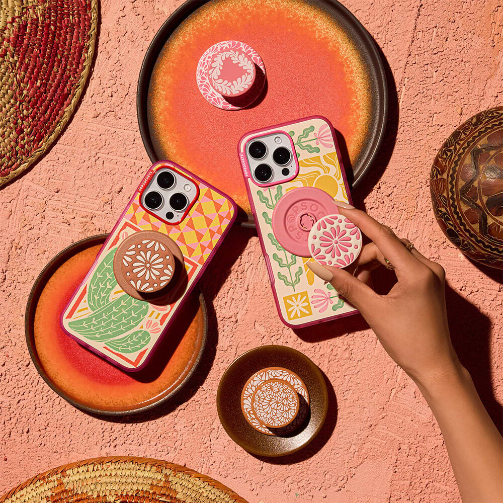Queen Oasis — iPhone 16 Pro MagSafe Case - US 81931