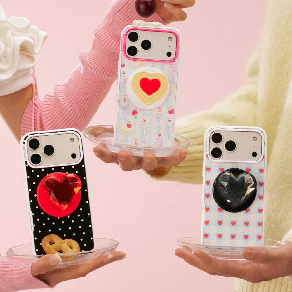 Licorice Dot — iPhone 17e/16e MagSafe Case - US 73613